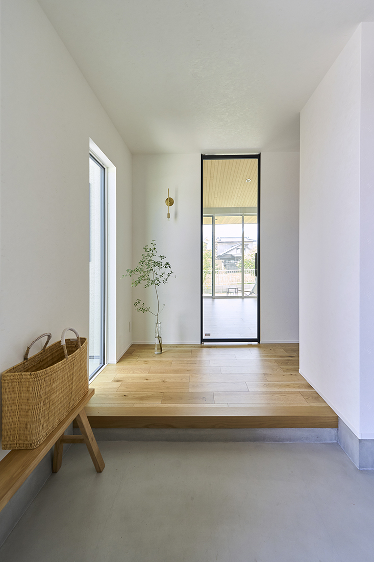 庭と繋がる、シンプルで上質な平屋