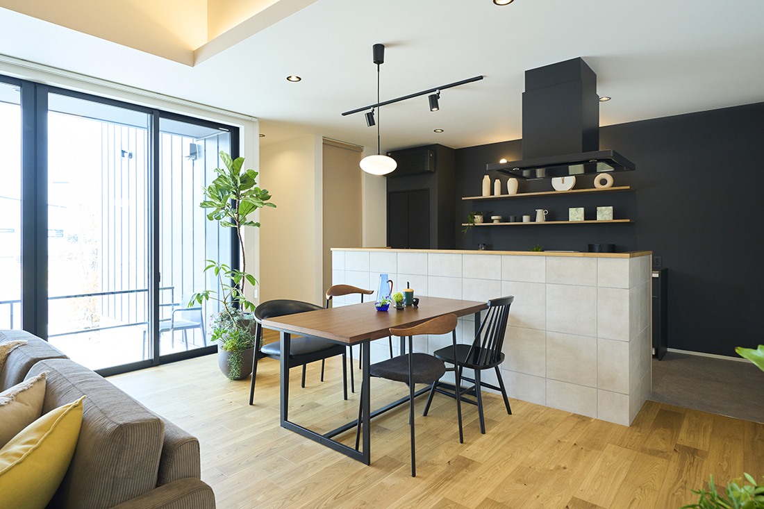 アイタウン円座10号地