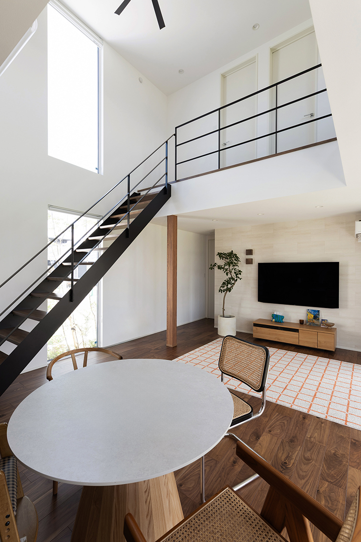 吹き抜けのあるLDK