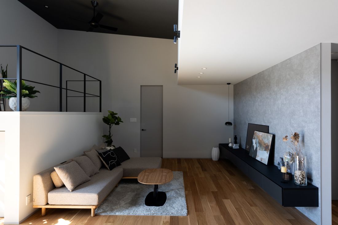 光と暮らすモダンな平屋