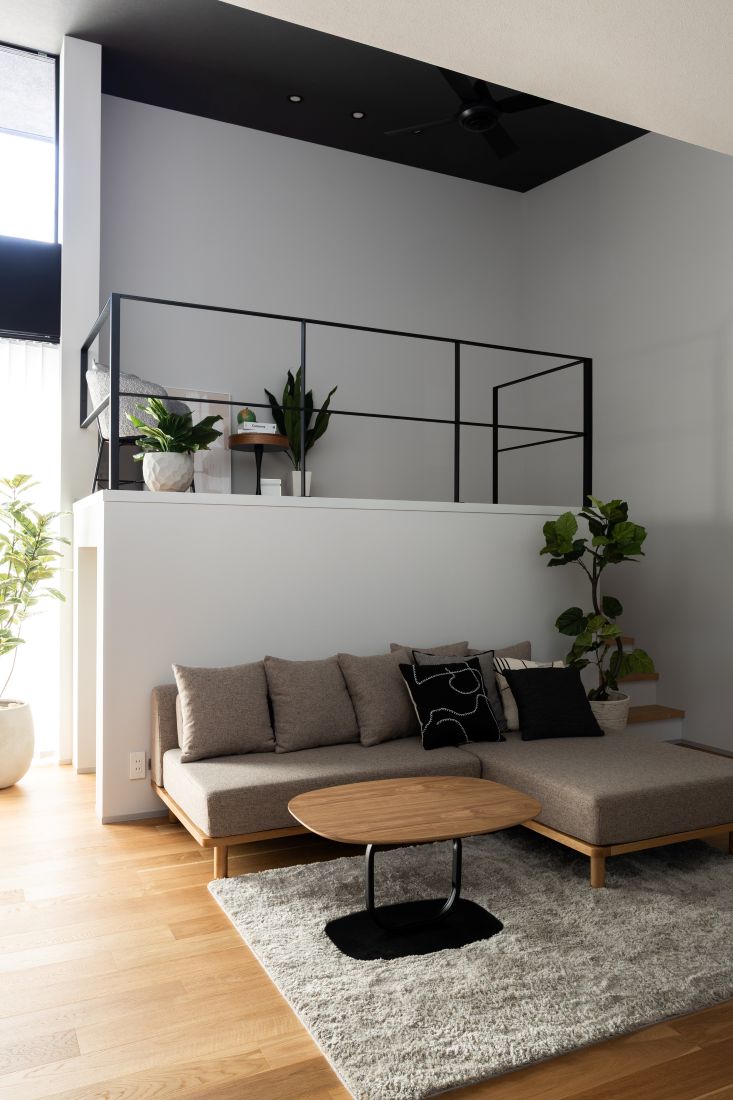 光と暮らすモダンな平屋