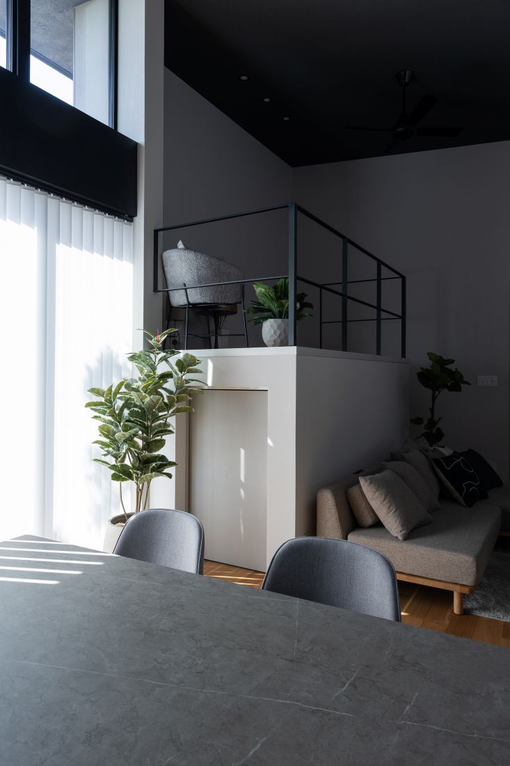 光と暮らすモダンな平屋