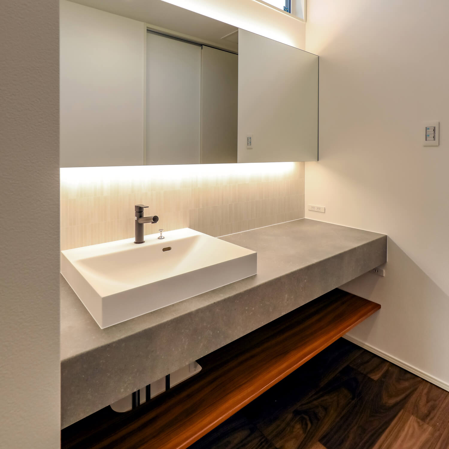 造作洗面台スマートサニタリー