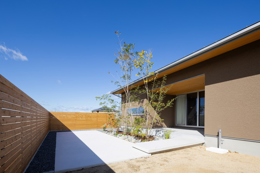 リビングに繋がったテラス