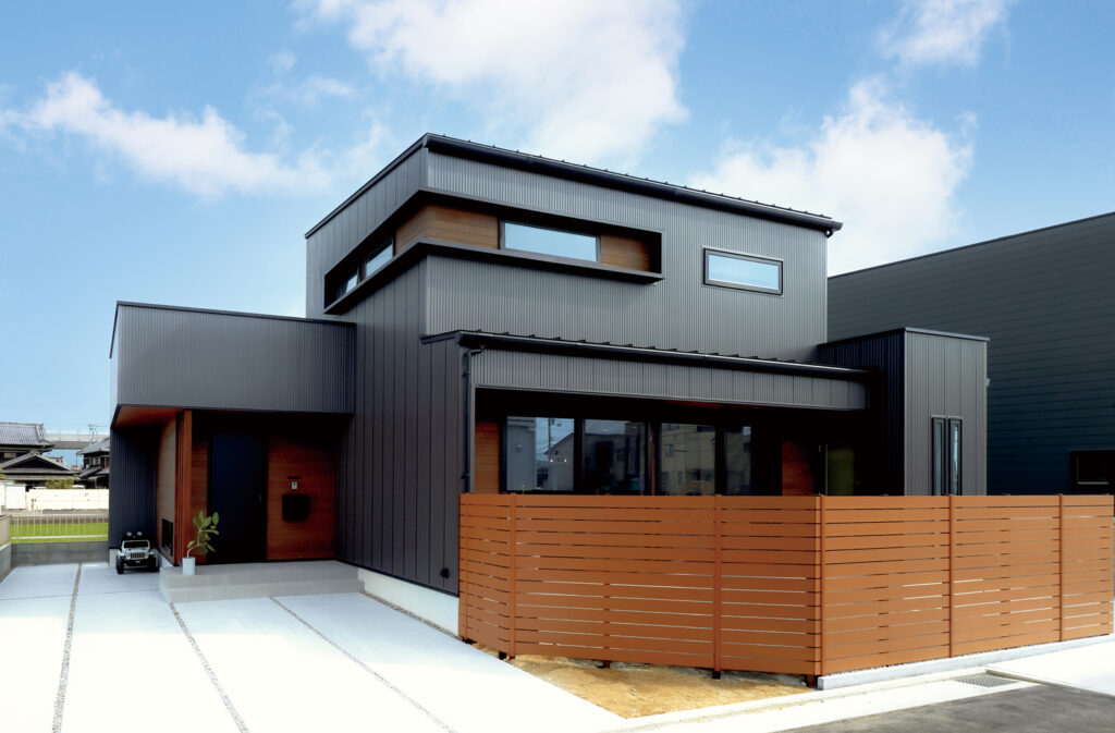 お家の外壁材・ガルバリウム鋼板。その人気の理由は？